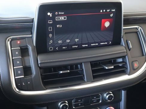 Used 2023 GMC Yukon XL SLT image 35