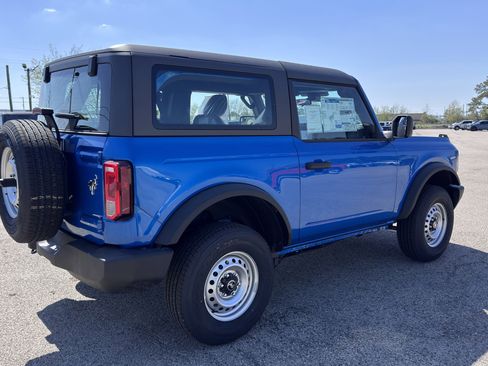New 2026 Ford Bronco 2-Door image 3
