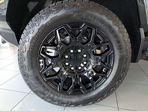 New 2026 GMC Hummer EV SUV image 9