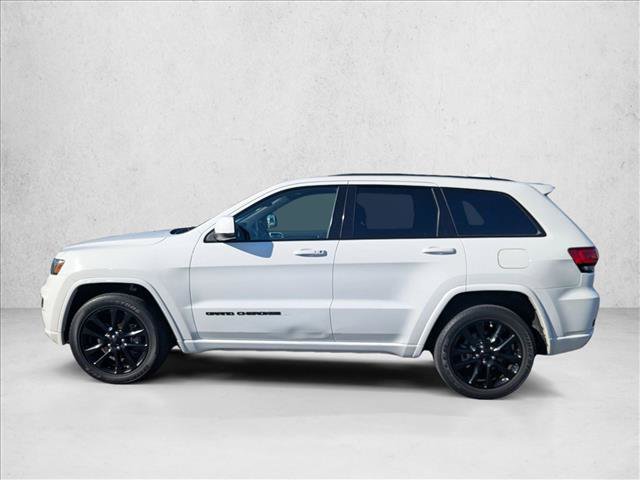 Used 2019 Jeep Grand Cherokee Altitude RWD image 9