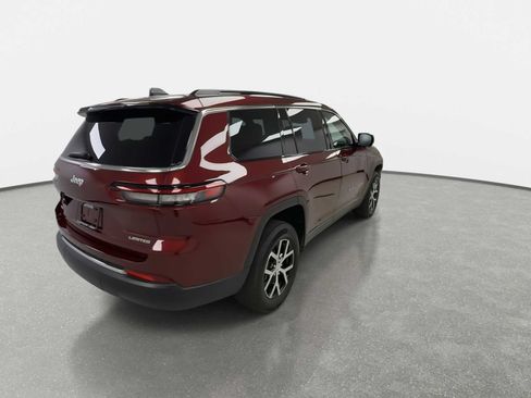 Used 2025 Jeep Grand Cherokee L Limited AWD/4WD image 8