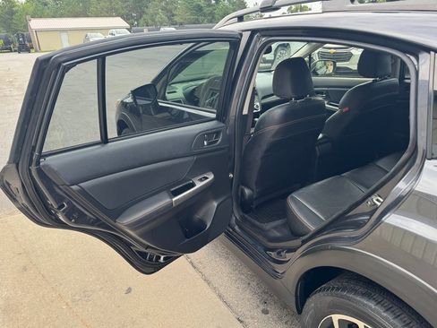 Used 2016 Subaru Crosstrek 2.0i Limited w/ Popular Package #2 image 23