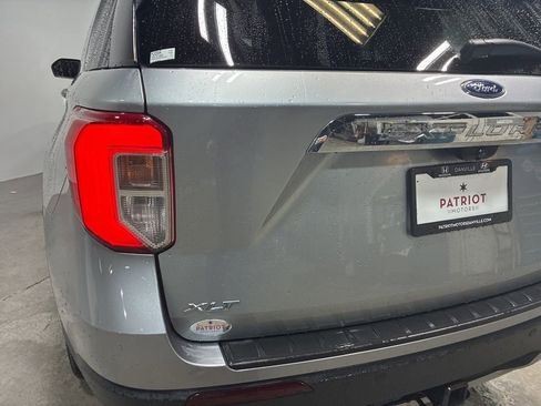 Used 2021 Ford Explorer XLT w/ Equipment Group 202A image 28