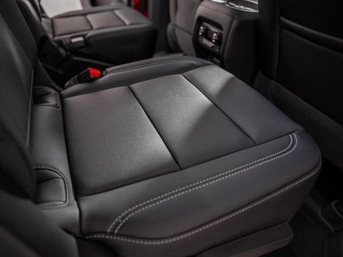 New 2026 Chevrolet Traverse LT w/ Driver Confidence Package image 32