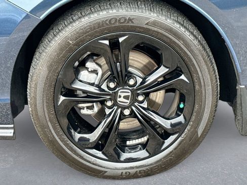 Used 2025 Honda Accord SE image 19