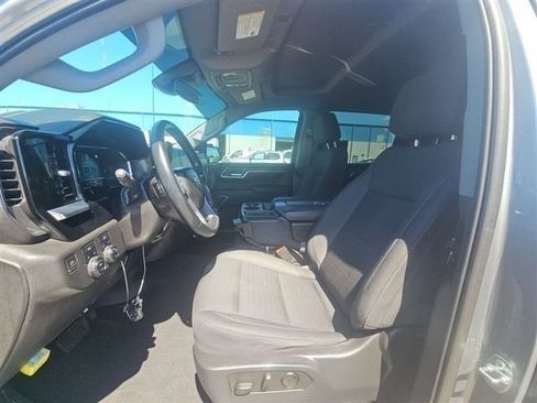 Used 2023 Chevrolet Silverado 1500 LT AWD/4WD image 3