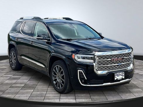 Used 2023 GMC Acadia Denali w/ Black Diamond Edition AWD/4WD image 3