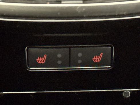 Used 2022 Lincoln Nautilus Reserve image 21