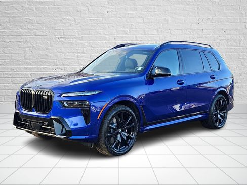 New 2026 BMW X7 M60i image 2