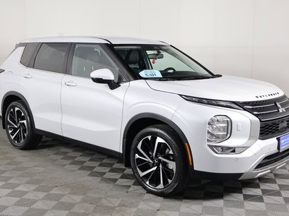 Used 2023 Mitsubishi Outlander SE