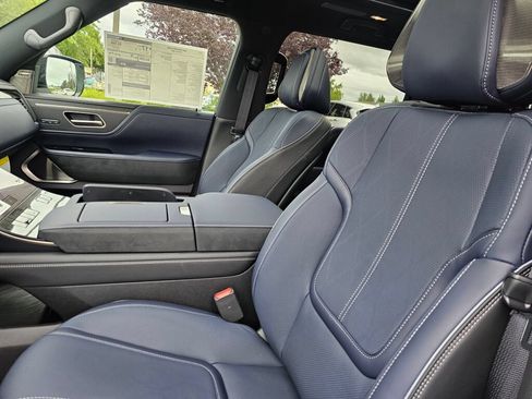New 2027 INFINITI QX80 Sensory AWD/4WD image 26
