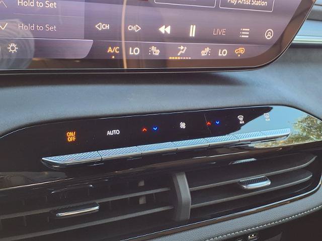 New 2027 Buick Enclave Sport Touring w/ Power Package FWD image 8