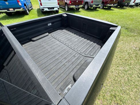 Used 2018 Honda Ridgeline Sport image 11