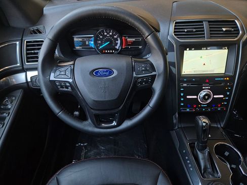 Used 2018 Ford Explorer Sport w/ Equipment Group 401A AWD/4WD image 16