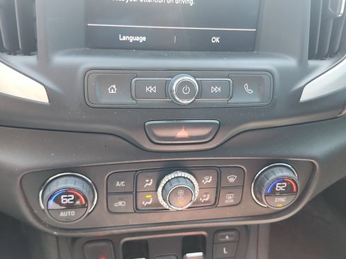 Used 2020 GMC Terrain SLE w/ Driver Convenience Package image 27