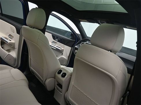 New 2025 Mercedes-Benz GLA 250 image 25