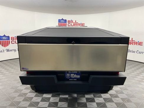 Used 2024 Tesla Cybertruck AWD Crew Cab image 4