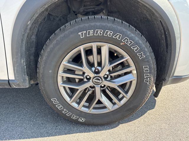 Used 2024 Nissan Rogue S AWD/4WD image 11