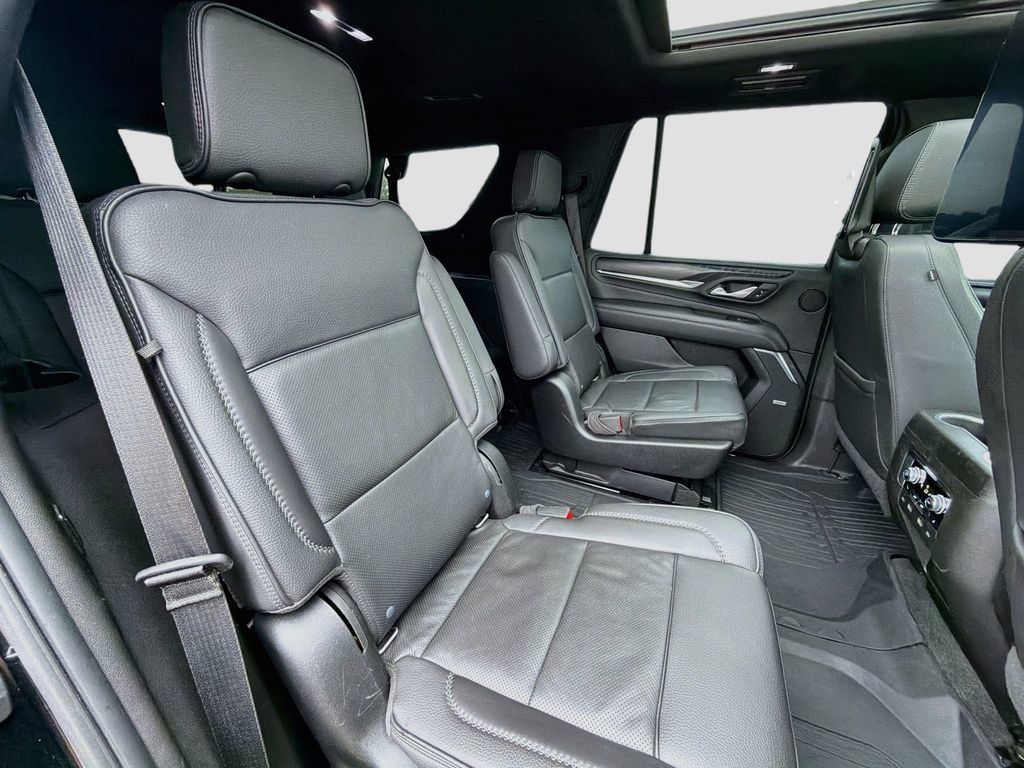 Used 2021 GMC Yukon Denali w/ Denali Premium Package AWD/4WD image 33