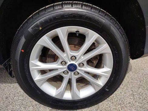 Used 2018 Ford Escape SE image 27