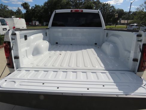Used 2025 RAM 2500 Big Horn AWD/4WD image 13