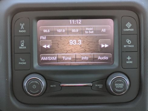 Used 2020 Jeep Gladiator Sport w/ Trailer Tow Package image 22