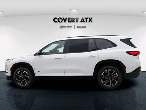 Used 2026 Buick Enclave Sport Touring FWD image 5