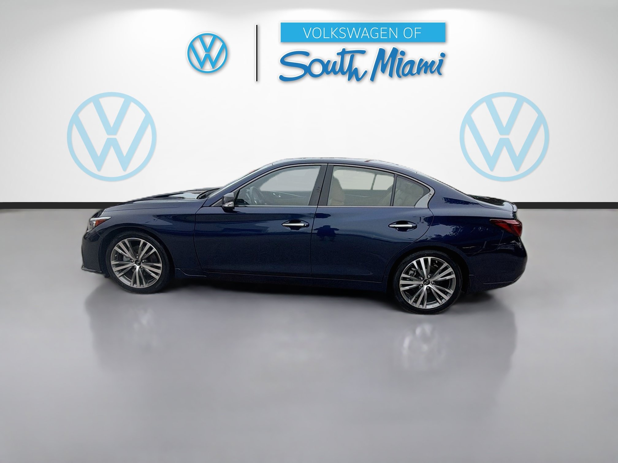 Used 2023 INFINITI Q50 Sensory RWD image 4
