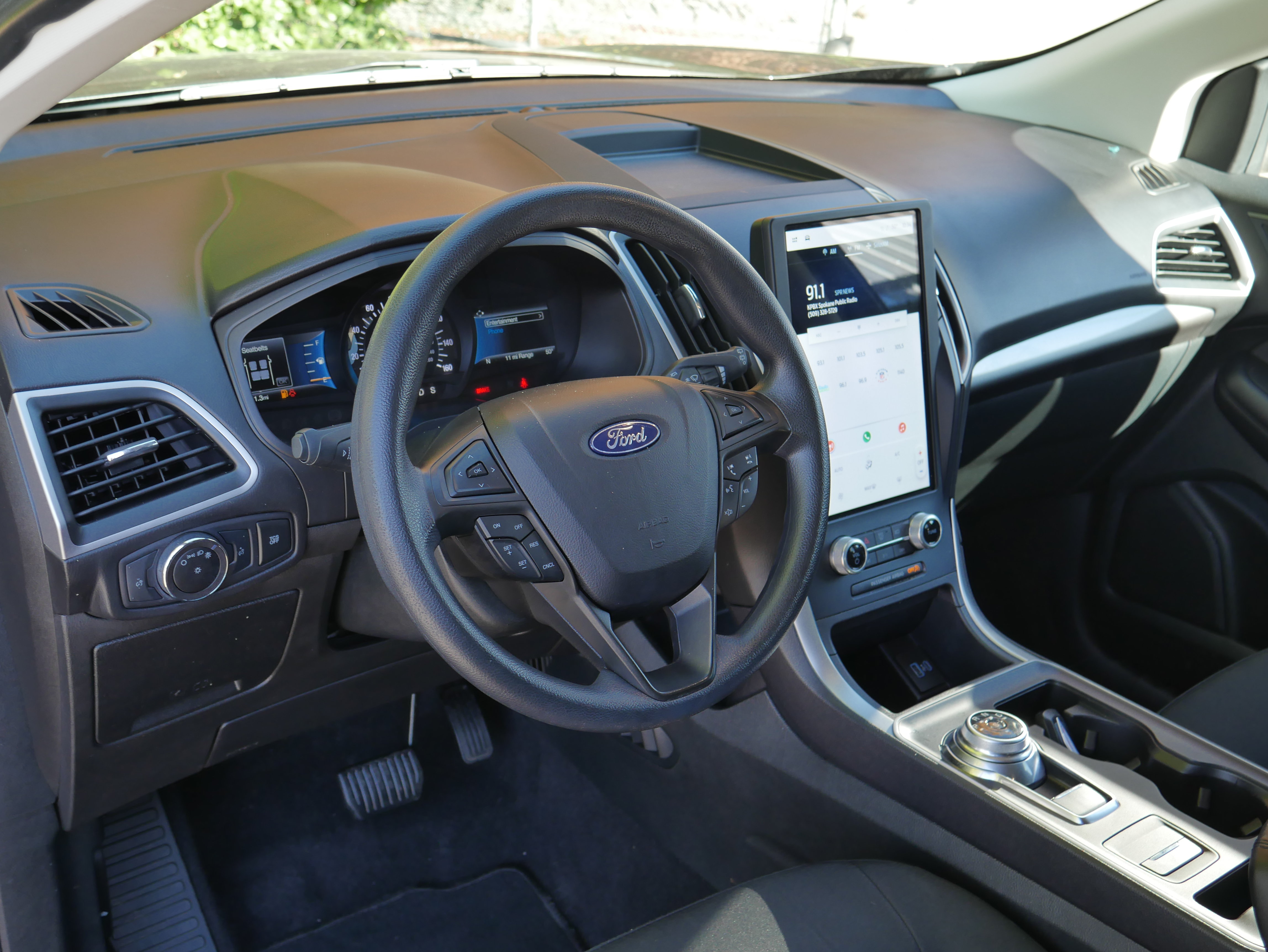 Certified 2023 Ford Edge SE w/ Black Appearance Package AWD/4WD image 4
