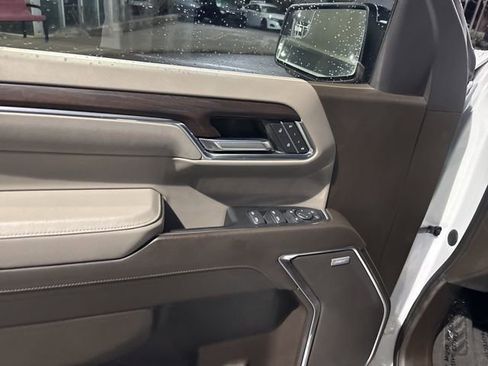 Certified 2023 GMC Sierra 1500 SLT w/ SLT Premium Package image 14