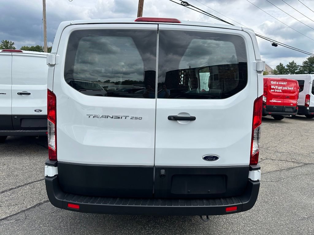 Used 2025 Ford Transit 250 Low Roof w/ Exterior Upgrade Package RWD image 9