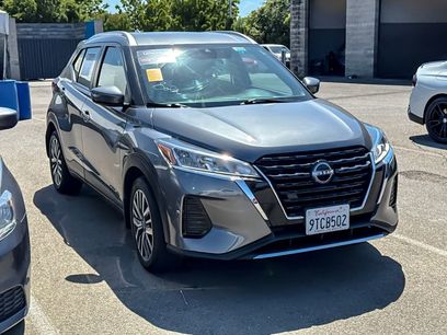 Used 2022 Nissan Kicks SV