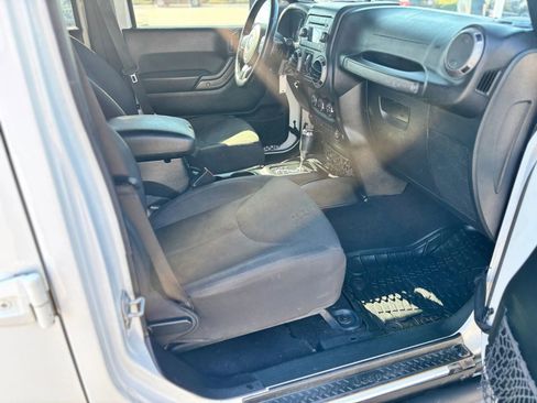 Used 2017 Jeep Wrangler Unlimited Sport w/ Quick Order Package 24S image 15