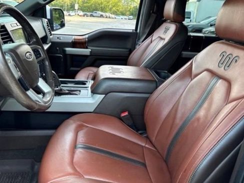 Used 2019 Ford F150 King Ranch w/ Equipment Group 601A Luxury AWD/4WD image 7