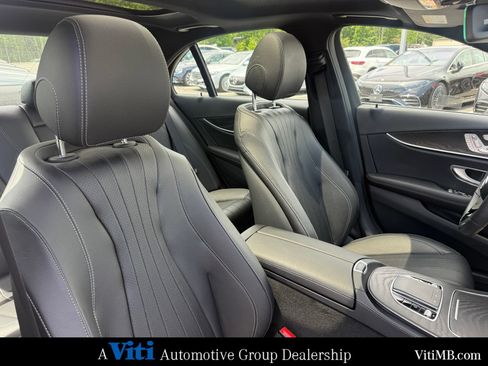 Used 2023 Mercedes-Benz E 350 4MATIC Sedan image 31