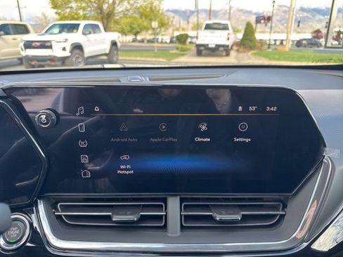 New 2026 Chevrolet Trax RS w/ Driver Confidence Package FWD image 23