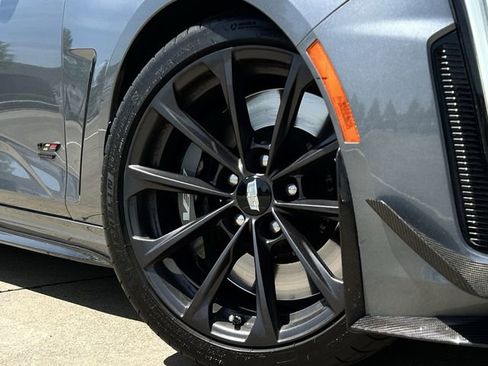 Used 2022 Cadillac CT4 V Blackwing w/ Carbon Fiber 1 Package RWD image 12