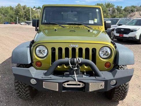 Used 2010 Jeep Wrangler Unlimited Rubicon AWD/4WD image 9