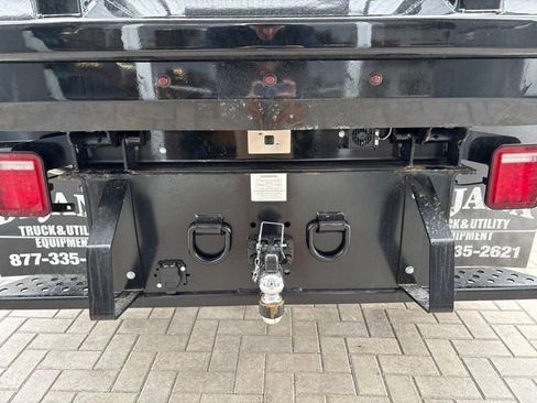 New 2026 GMC Sierra 3500 Pro w/ Convenience Package image 12