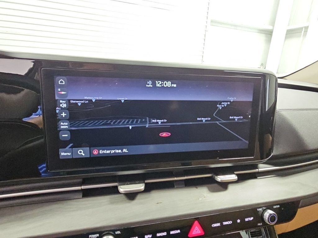 Used 2022 Kia Carnival EX FWD image 15