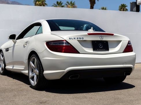 Used 2012 Mercedes-Benz SLK 250 image 7