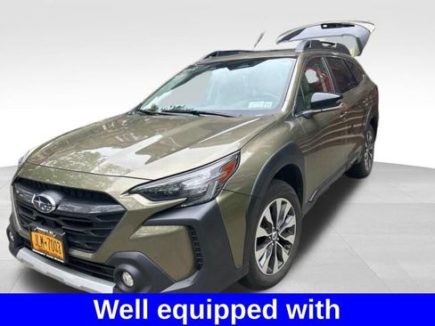 Used 2023 Subaru Outback Limited AWD/4WD image 3