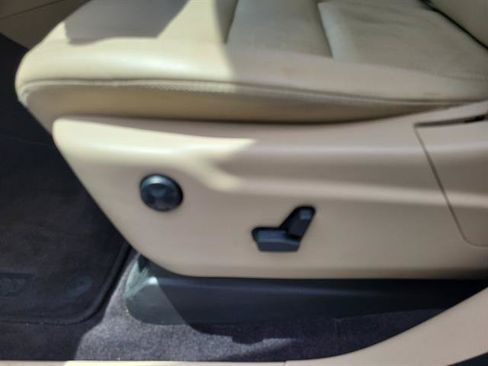 Used 2017 Jeep Grand Cherokee Limited RWD image 41