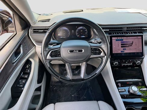 Certified 2022 Jeep Grand Cherokee L Overland w/ Advanced Protech Group III image 24