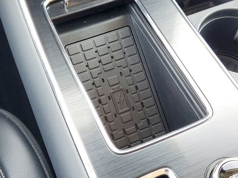 Used 2025 Lincoln Aviator AWD image 34