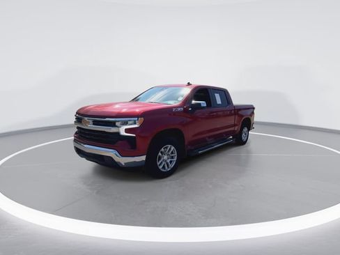 Used 2024 Chevrolet Silverado 1500 LT AWD/4WD image 4