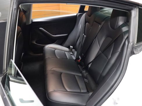 Used 2023 Tesla Model 3 Standard Range image 43