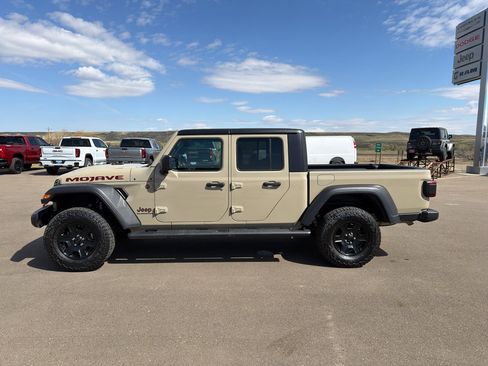 Used 2022 Jeep Gladiator Mojave w/ LED Lighting Group AWD/4WD image 28
