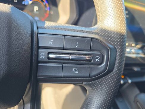 Used 2024 Chevrolet Colorado W/T image 30