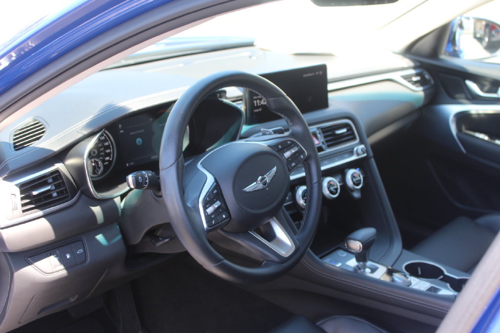 Used 2023 Genesis G70 2.0T AWD/4WD image 10
